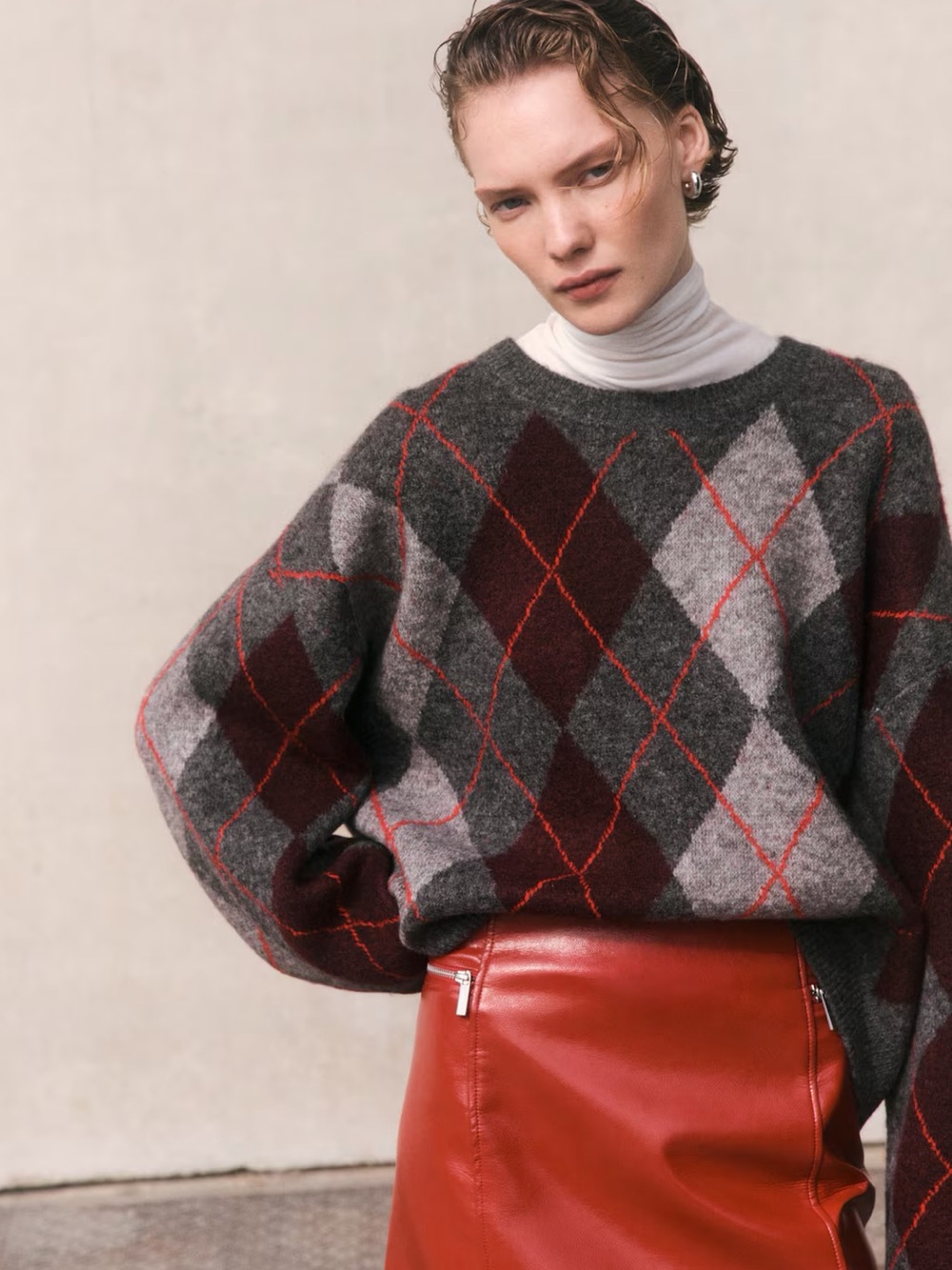 H&M Gray and Burgundy Argyle Crewneck Sweater